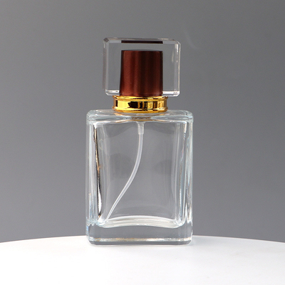 زجاجة عطر زجاجية شفافة مربعة الشكل بغطاء أكريليك بخاخ الضغط للسفر زجاجة منفصلة لمستحضرات التجميل