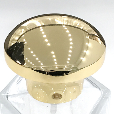 شراء الصب الصمامات الزماك العطر القبعات ل MOQ 10000pcs لامعة / متطاطية / سطح المرآة online manufacture