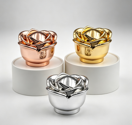 يشتري FEA15 زنك سبائك العطر غطاء 3D وردة شكل الزهرة الكهربائية غطاء زجاجة العطر شعار مخصص غطاء العطر Zamac تصنيع عبر الإنترنت