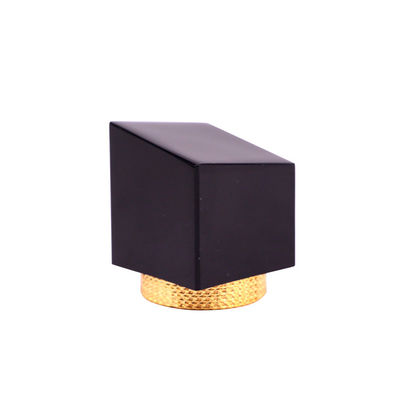 شراء 30 * 37mm المخالفات مربع زجاجة عطر الأغطية نوع المعدن online manufacture